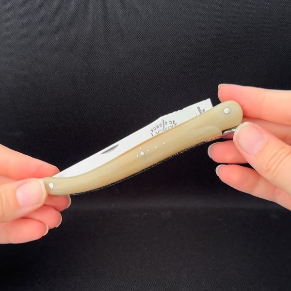 Folding Knife Light Horn Handle with Double Plates Chiseled Top and Down