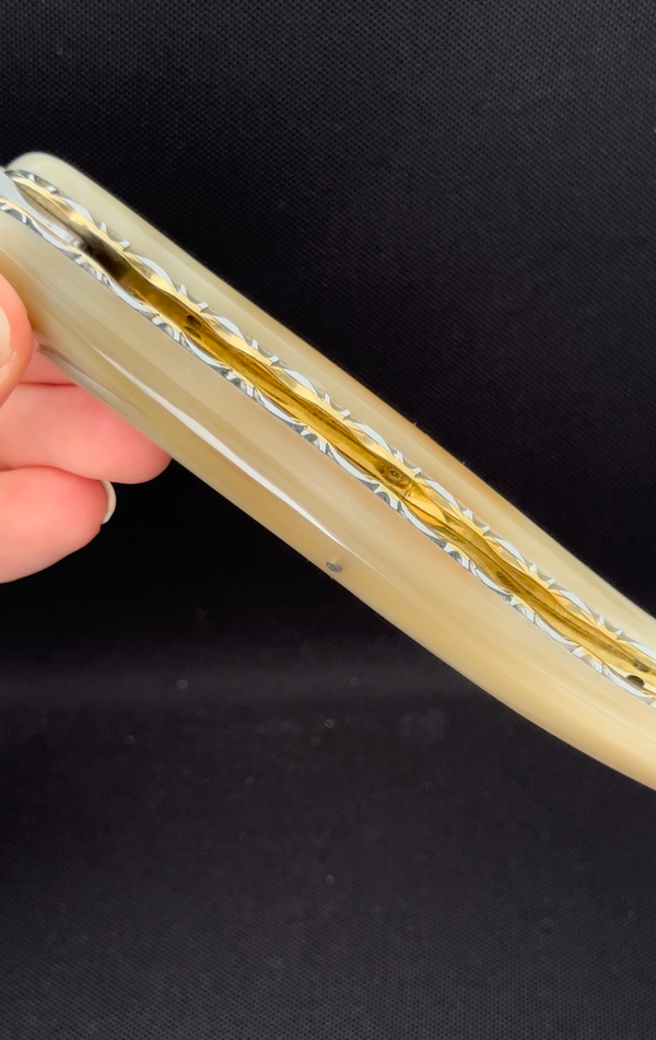 Folding Knife Light Horn Handle with Double Plates Chiseled Top and Down