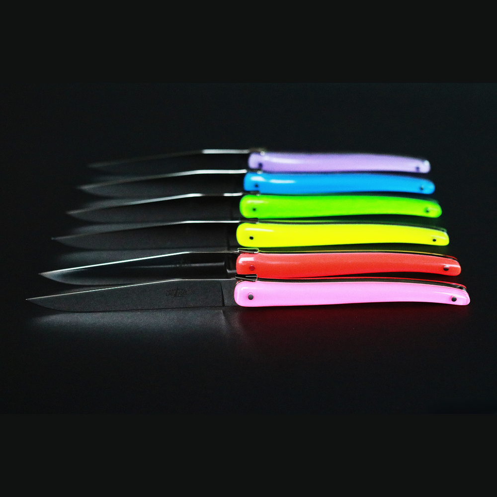 Table knives Mixed Colours Acrylic handle "Wilmotte" Designed by Wilmotte