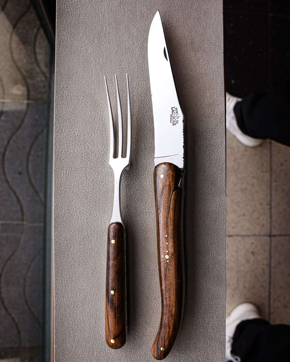 Carving Set PRESTIGE Walnut Handle