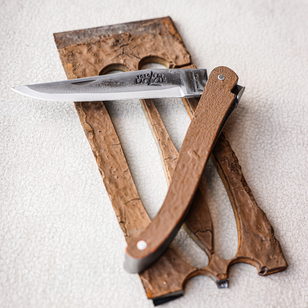 Folding Knife Eiffel Tower Iron Handle