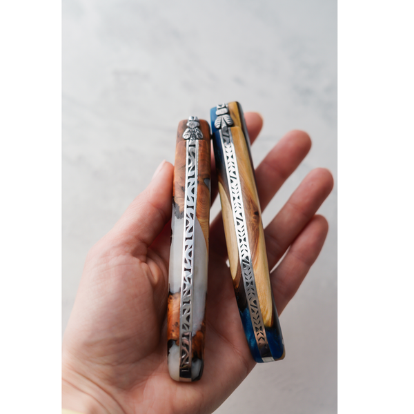 Folding Knife Blue Alchemy Juniper Handle and No Bolsters