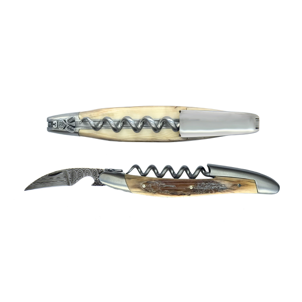 #satinfinish #damascusblade #standardlever(suitableforpersonalisedengraving)