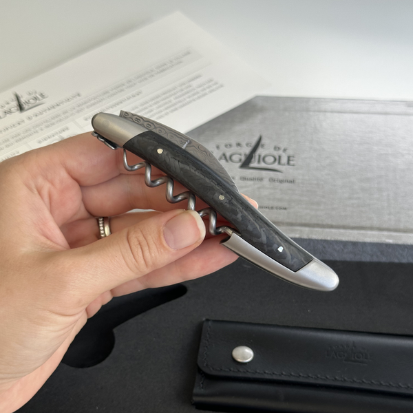 #satinfinish #damascusblade #PinotPatternLever