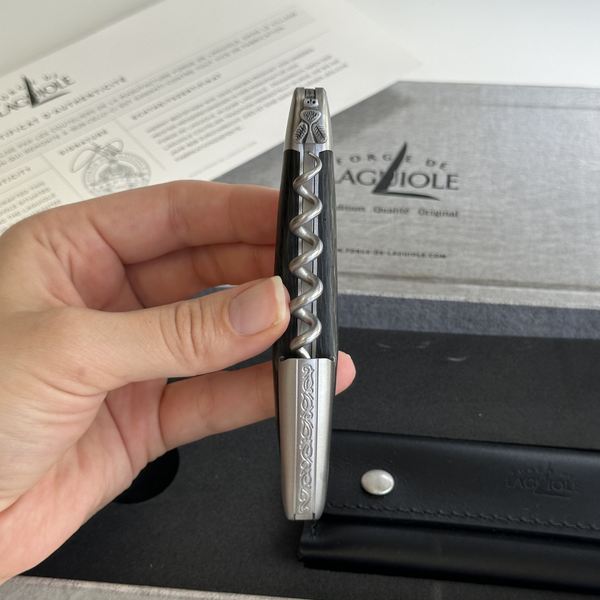 #satinfinish #damascusblade #PinotPatternLever