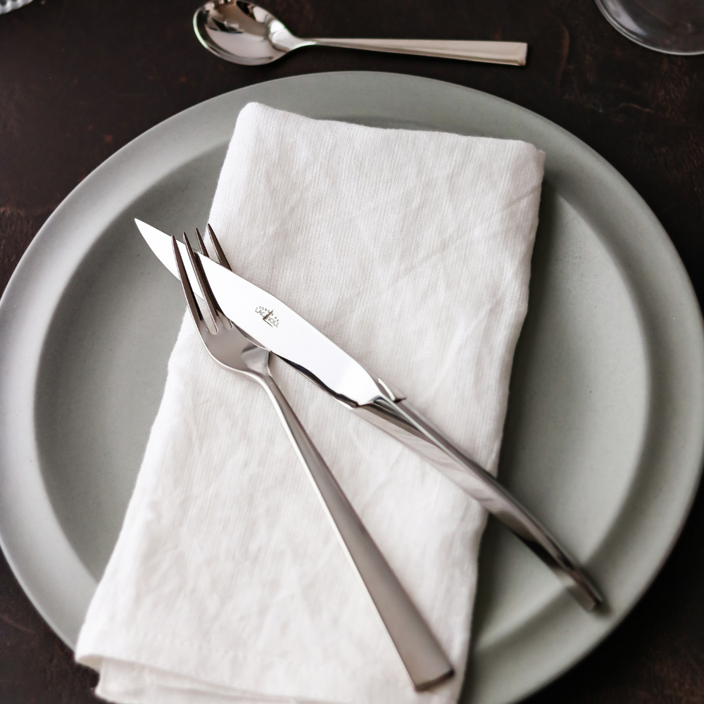 Table knives Stainless Steel Monobloc handle "Skel"